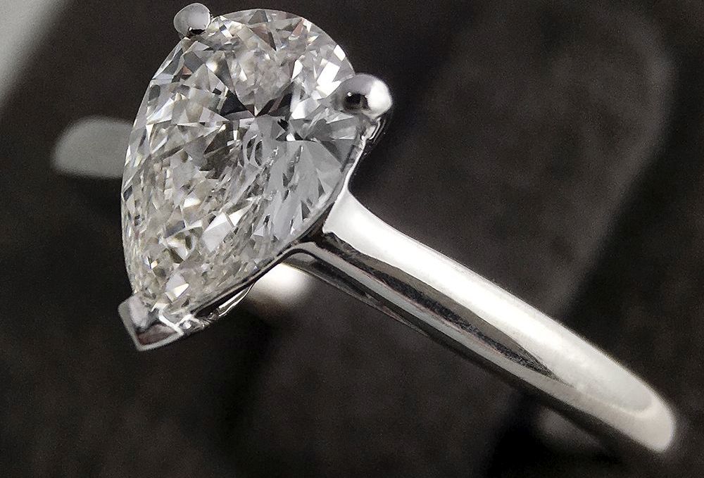 Where Can I Sell my Diamond Ring for Most Money? - Vermont Republic