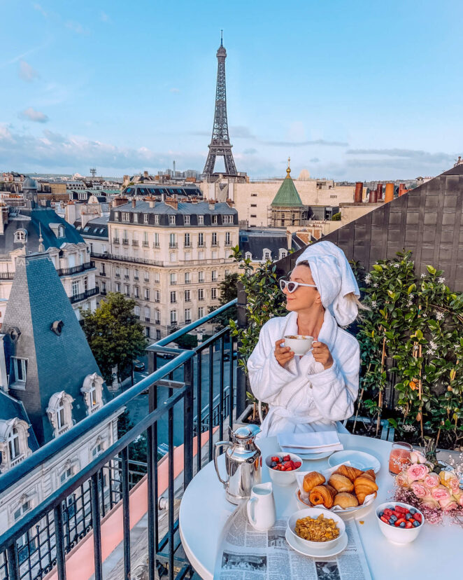 Affordable Hotels in Paris Near the Eiffel Tower