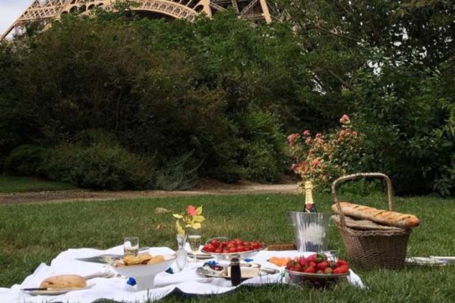 Picnic on the Champ de Mars